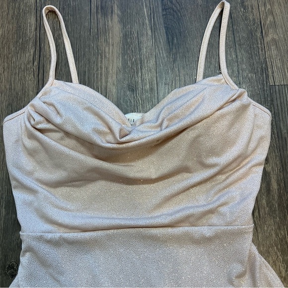 Studio 1011 Women’s Low Cut Cowl Neck Sleeveless Cream Glitter Padded Bodysuit M - Picture 10 of 11